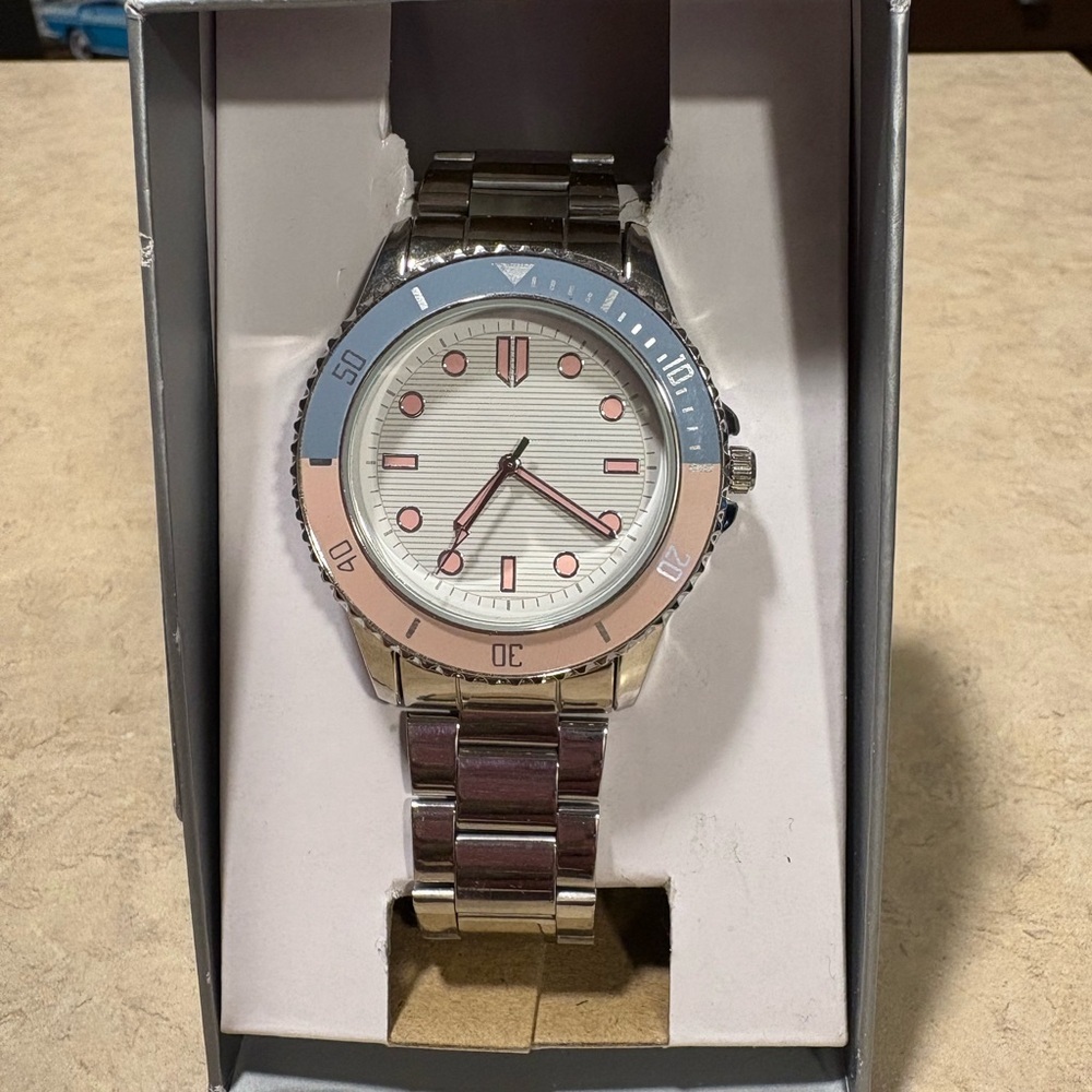 Stylish Silver and Blue Women’s Watch